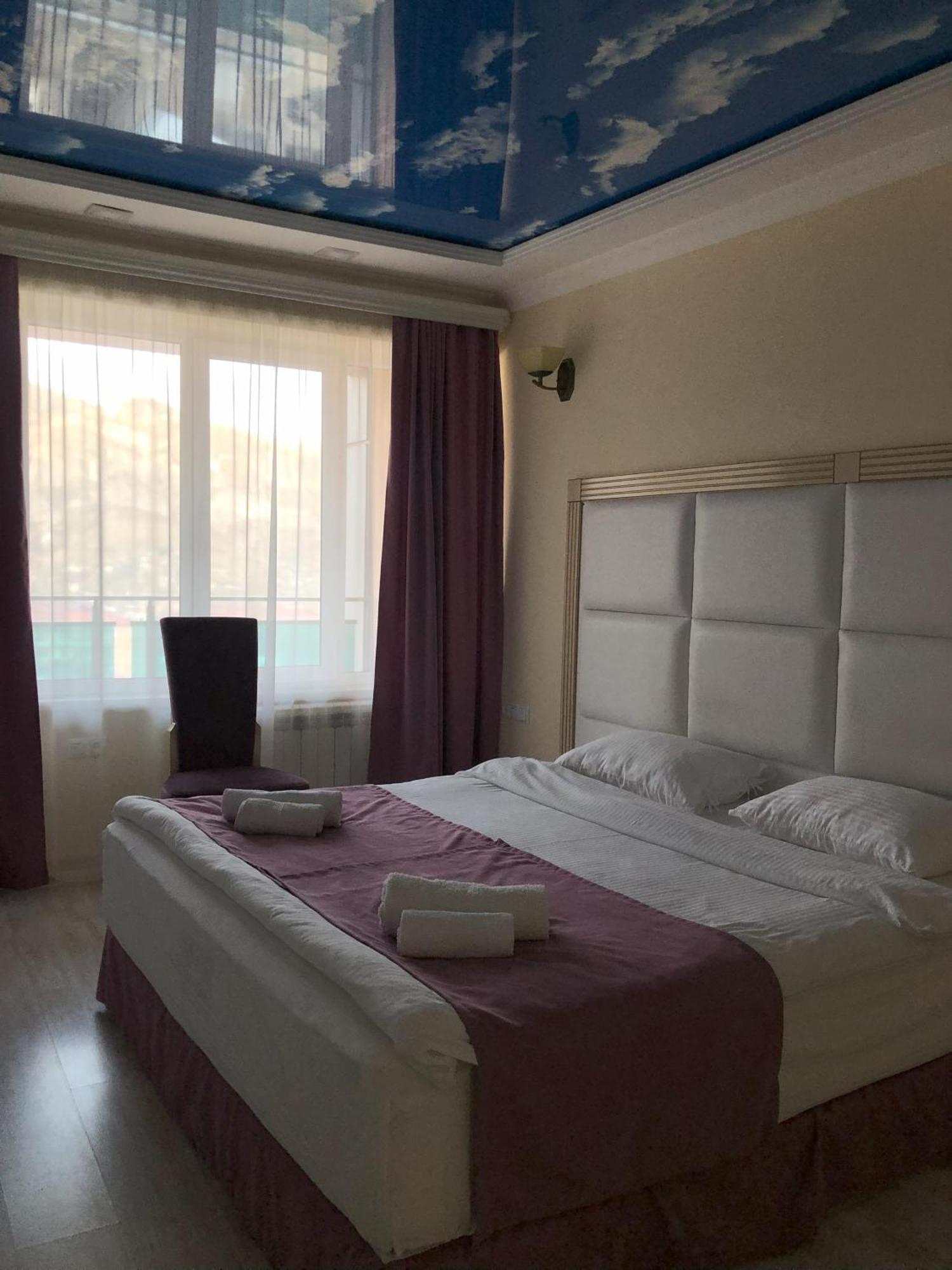 Goris Hotel Екстер'єр фото